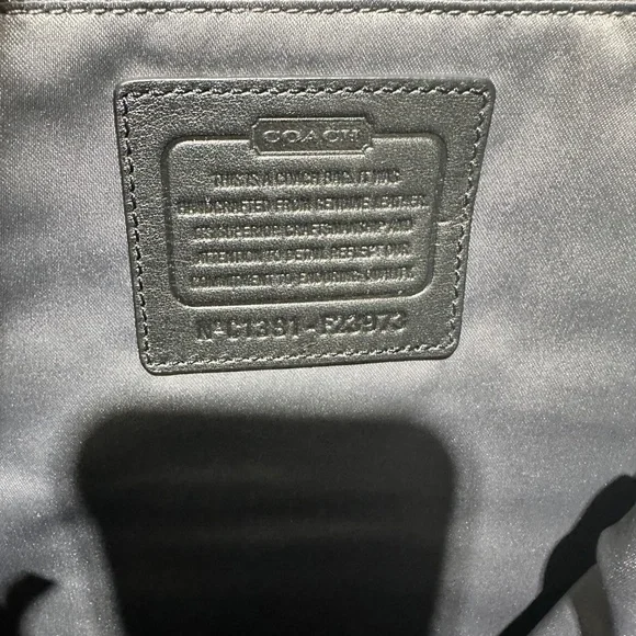 Coach Daisy Spectator Emma Tote - Picture 6 of 6